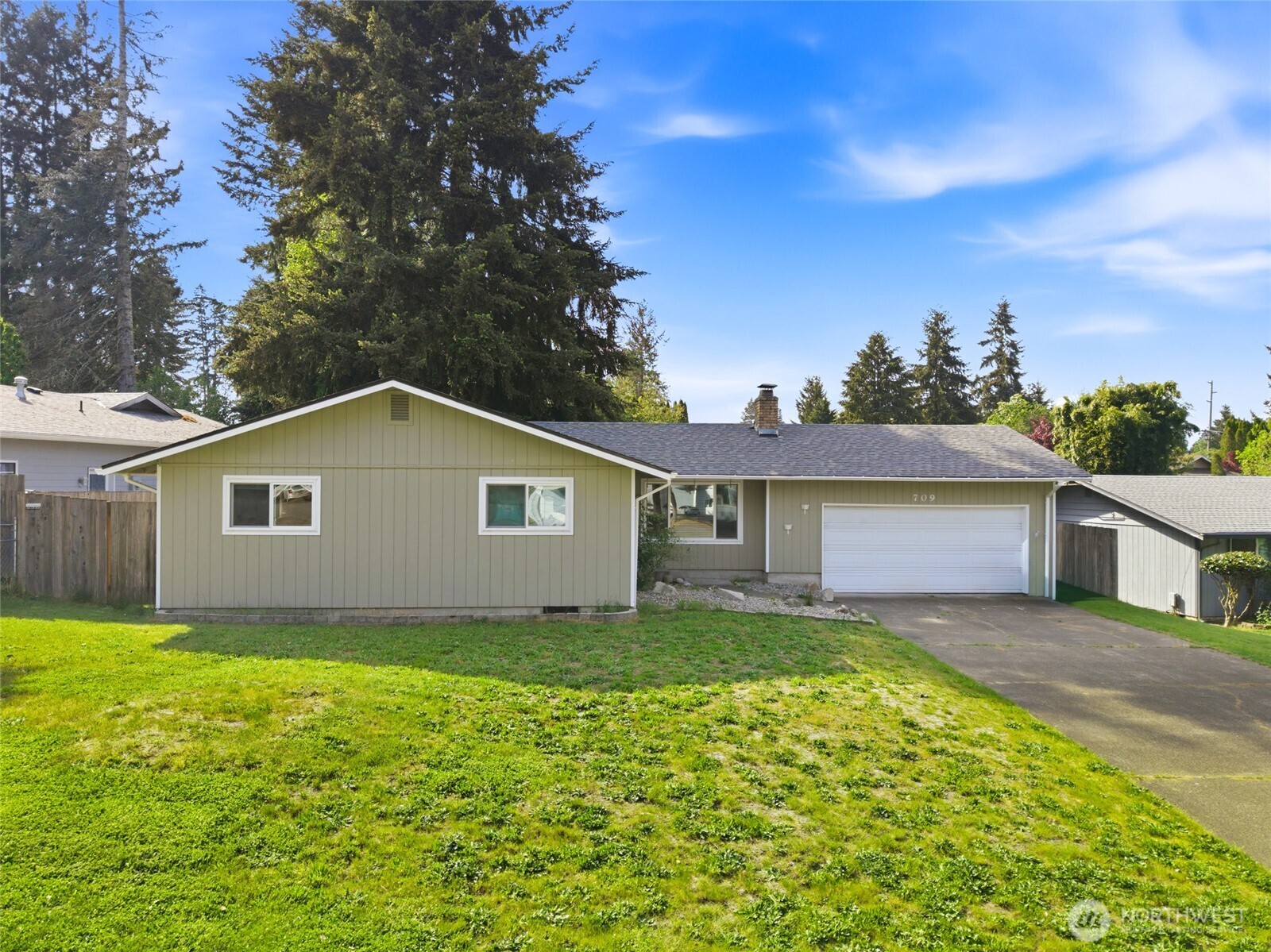 709 Enterprise Drive NE