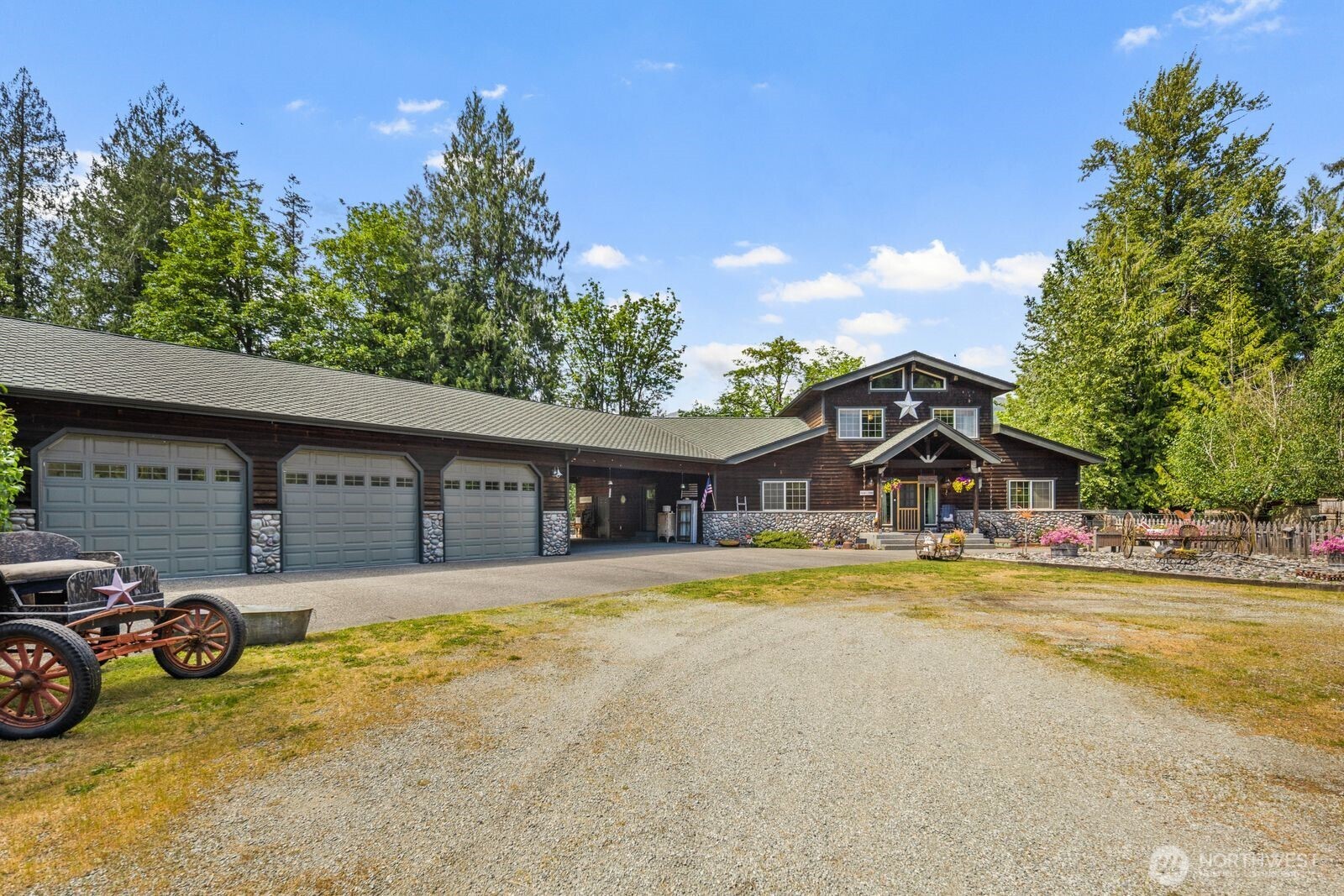 42813 Rivers Edge Court