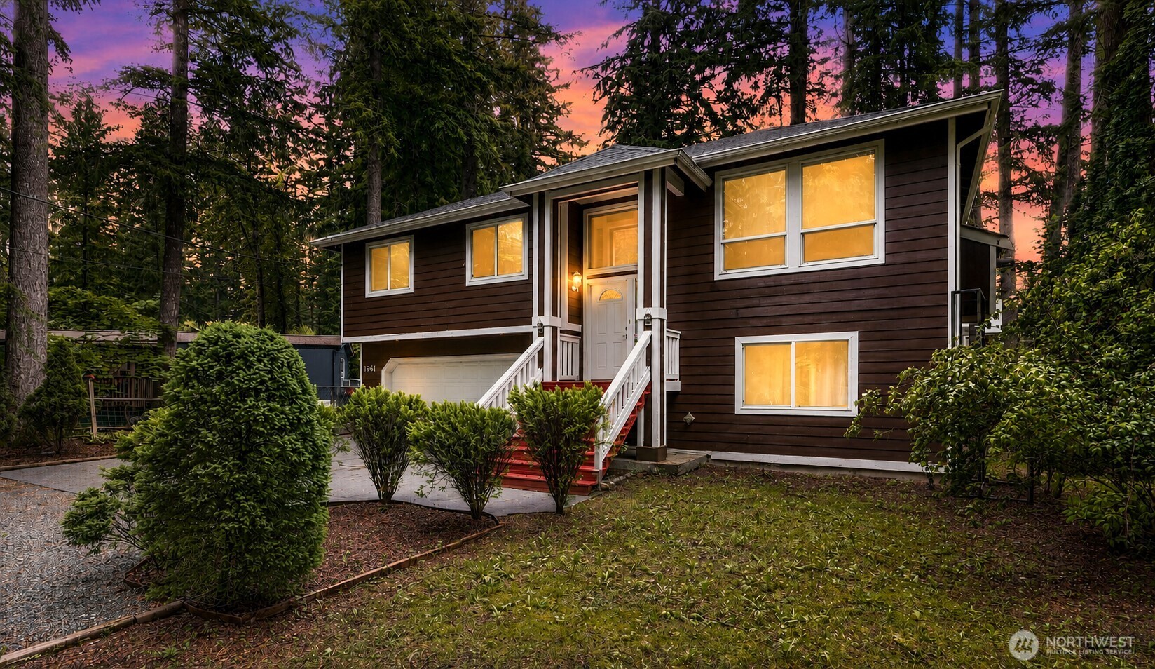 1961 Clear Valley Drive