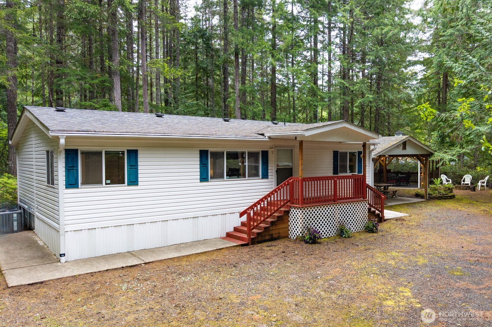 10 N Duckabush Drive W