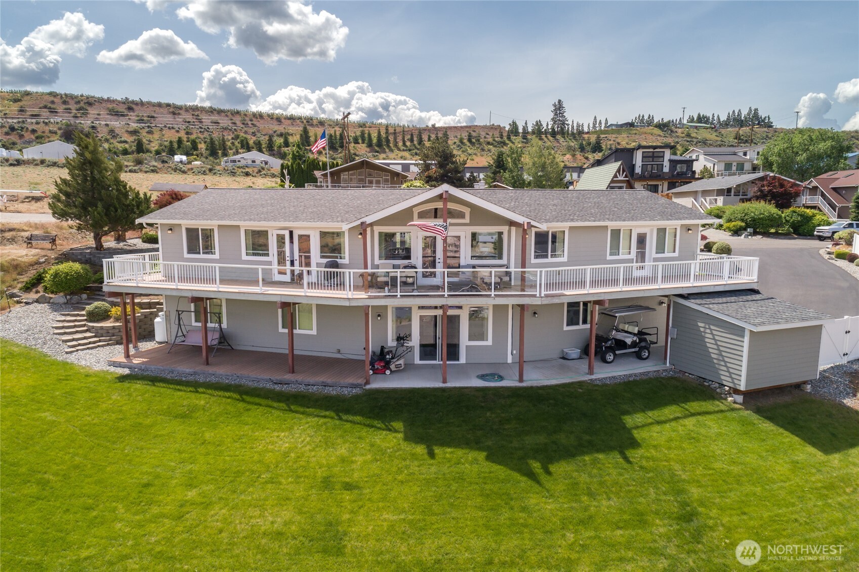275 E Emerson Drive