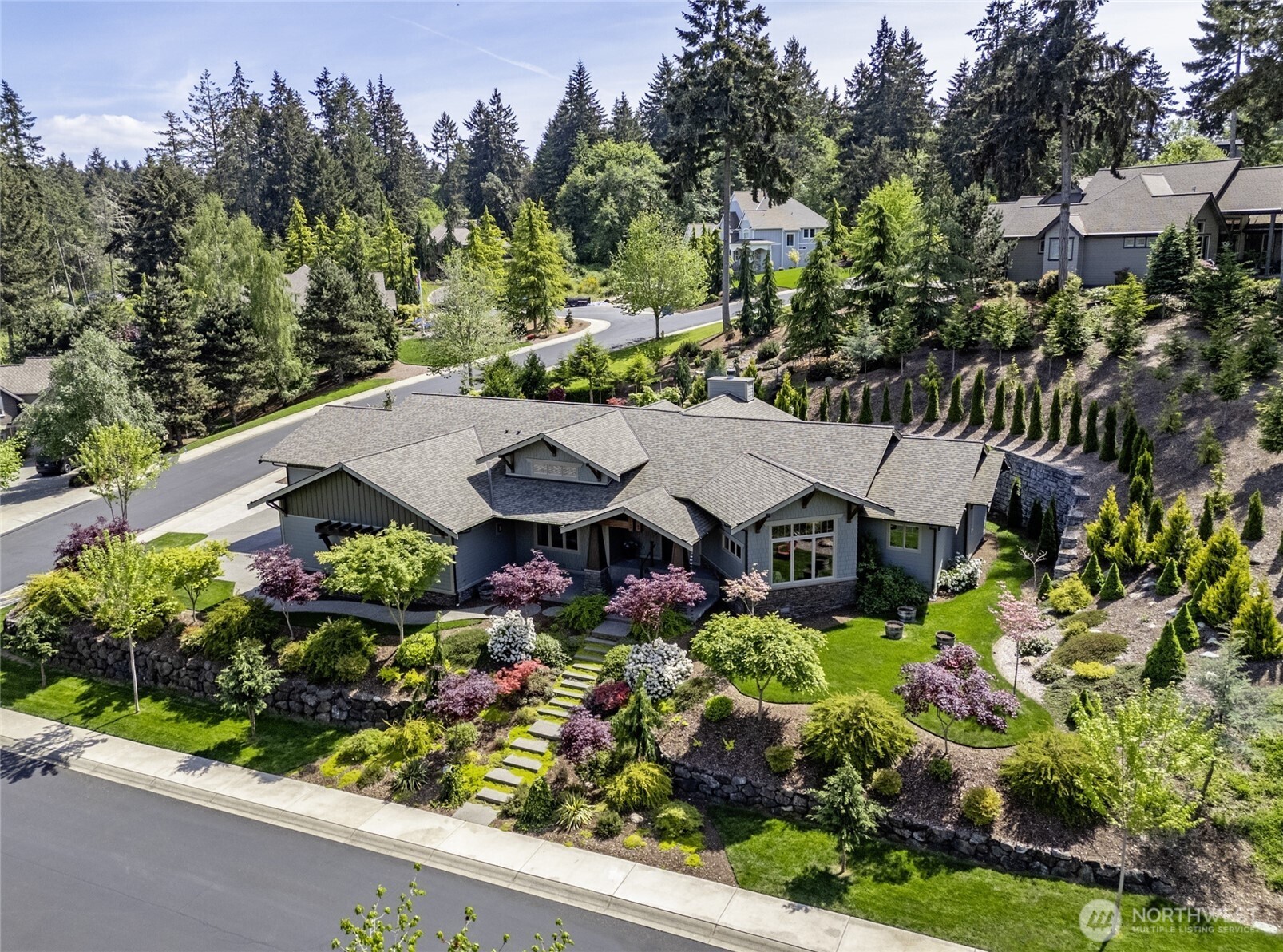 616 Hyak Way