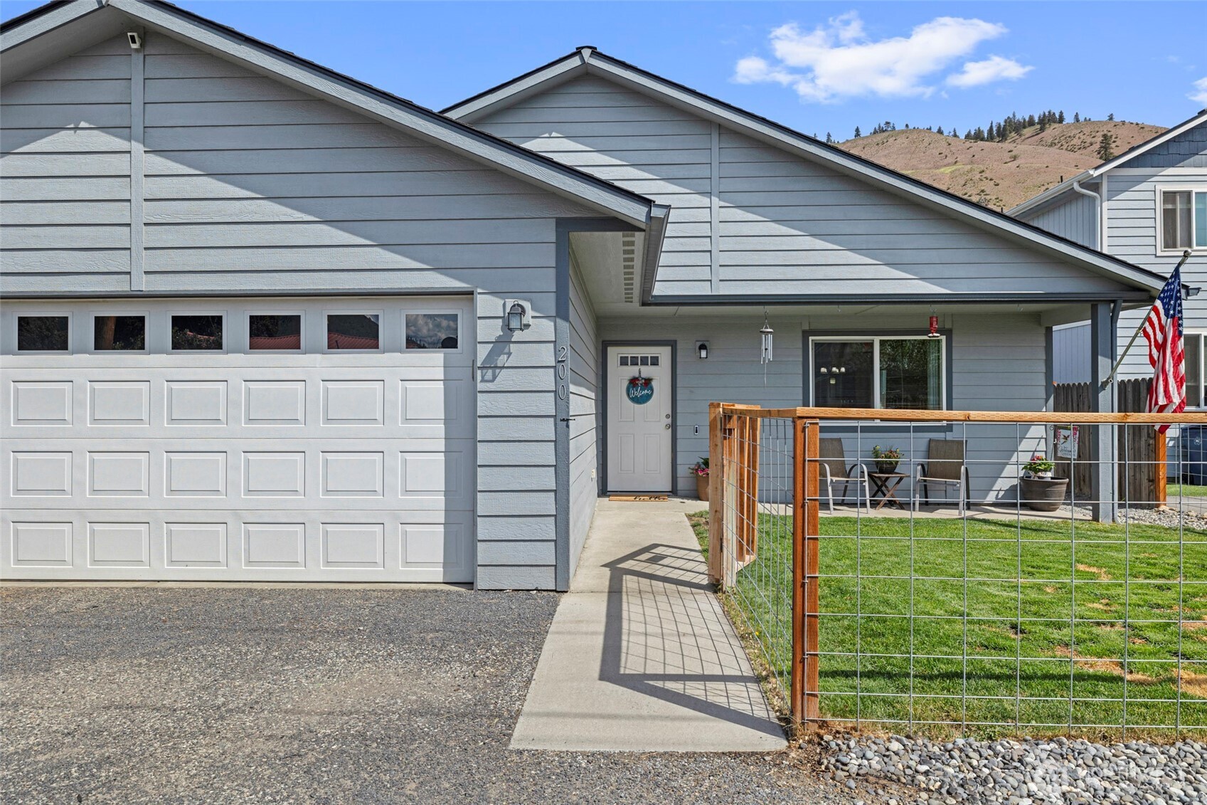 200 W Pleasant Avenue