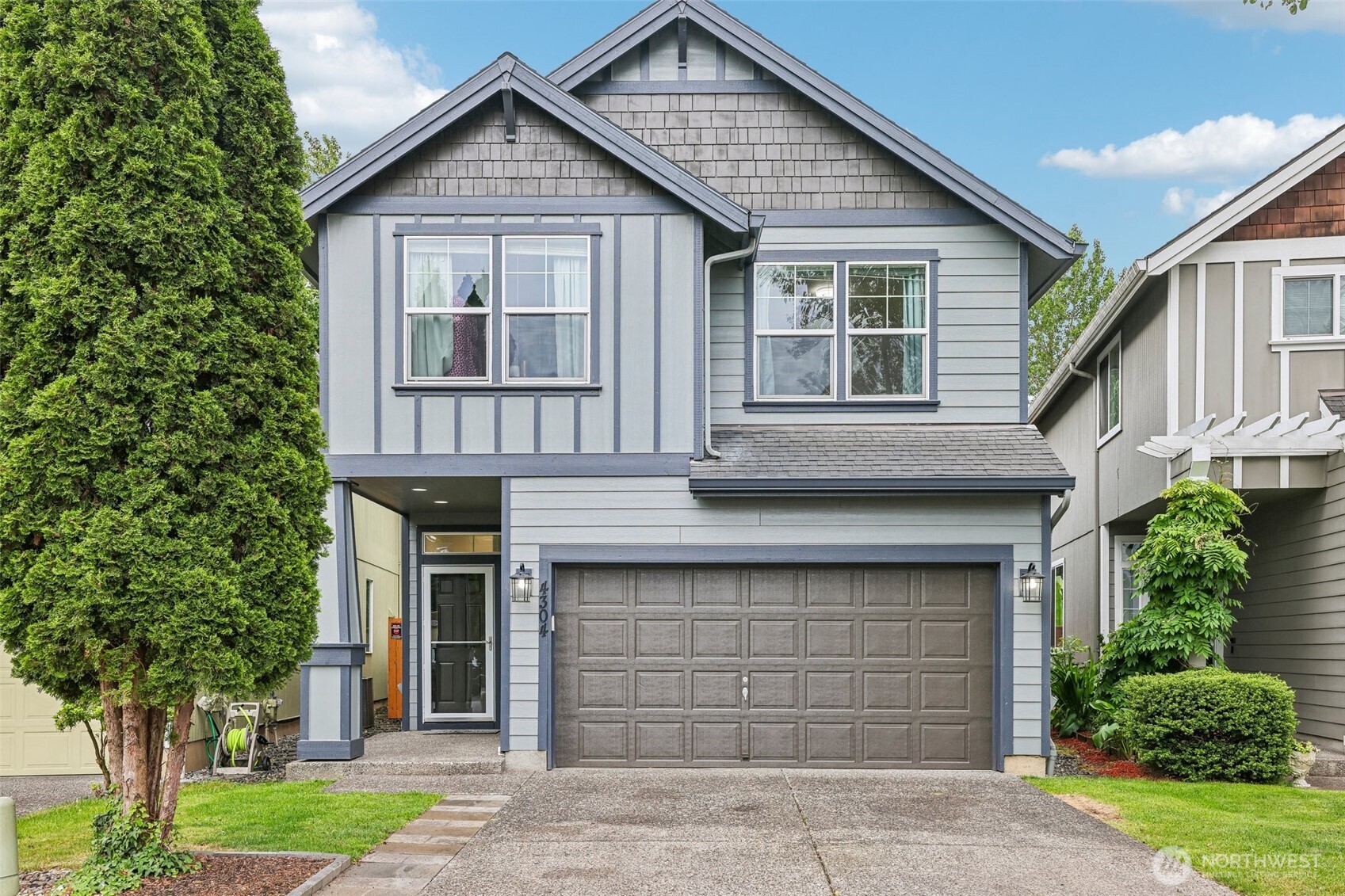 4304 NE 57th Place