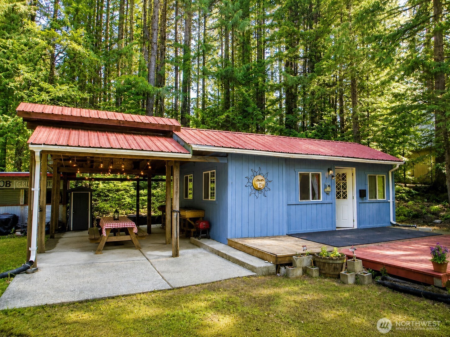 120 N Wynoochee Drive