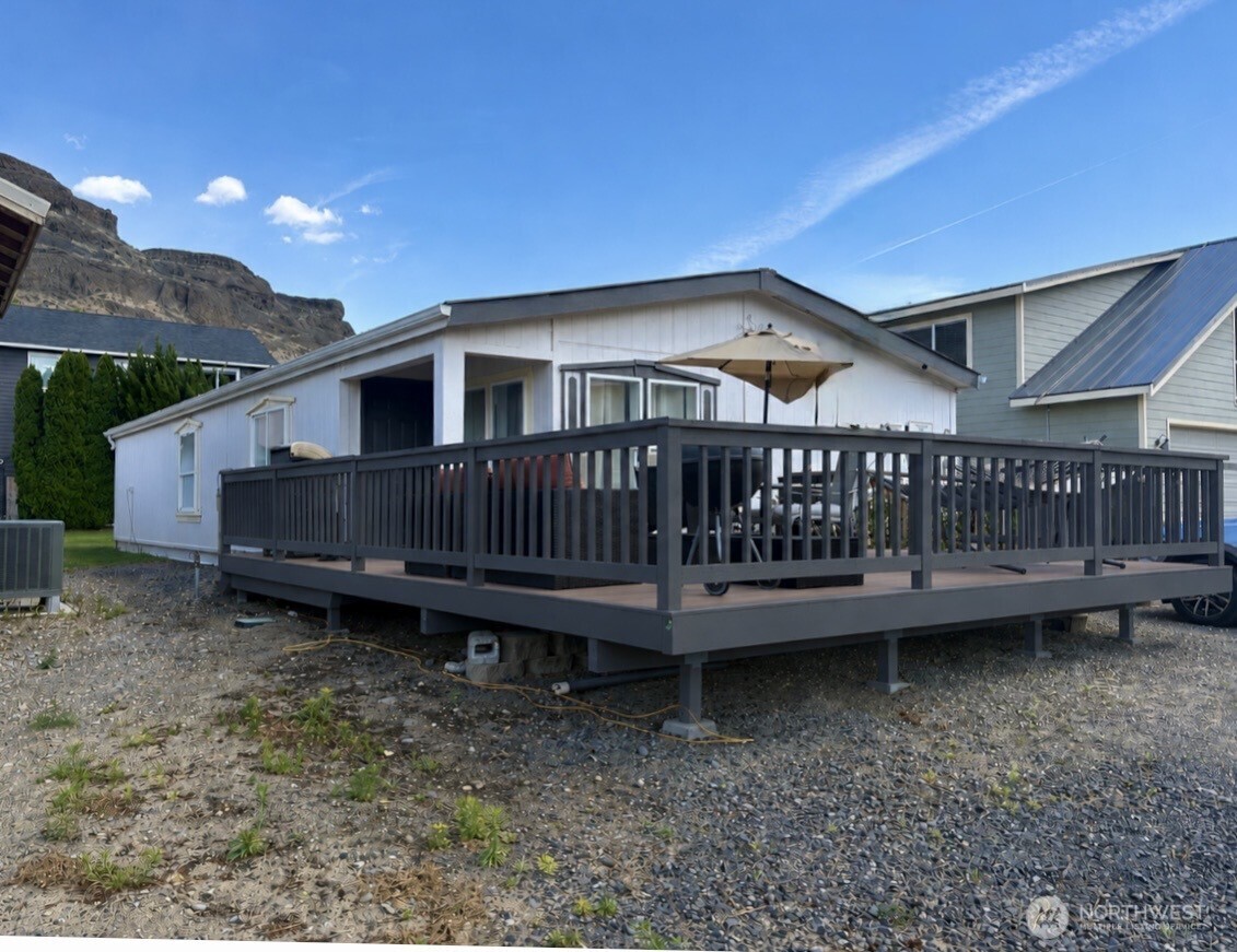 707 Hunter Avenue SW