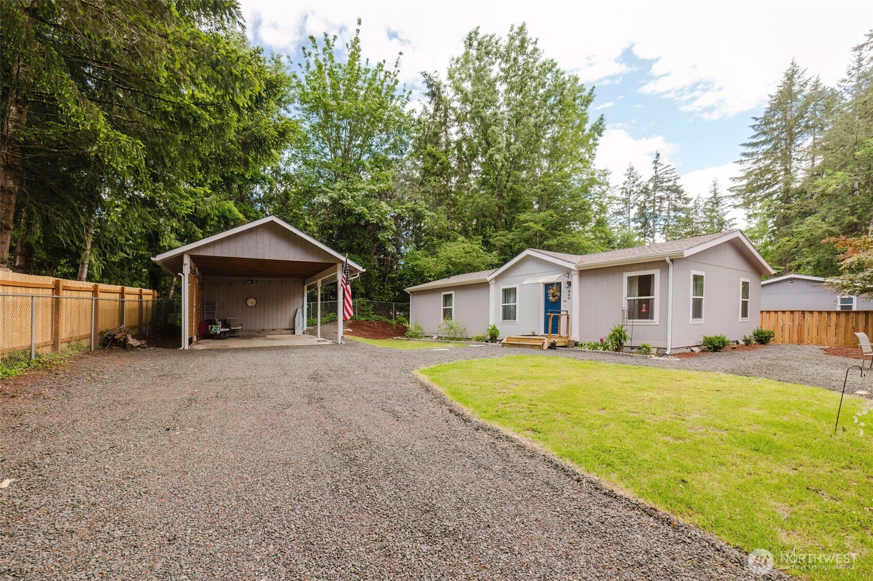 540 E Lakeshore Drive E