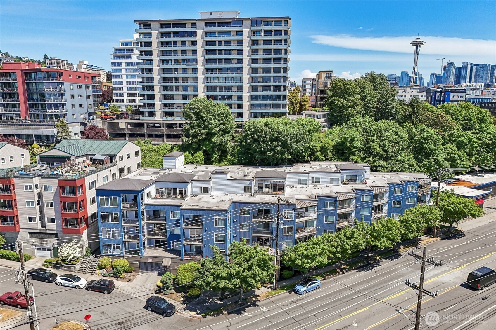 500 Elliott Avenue W #405