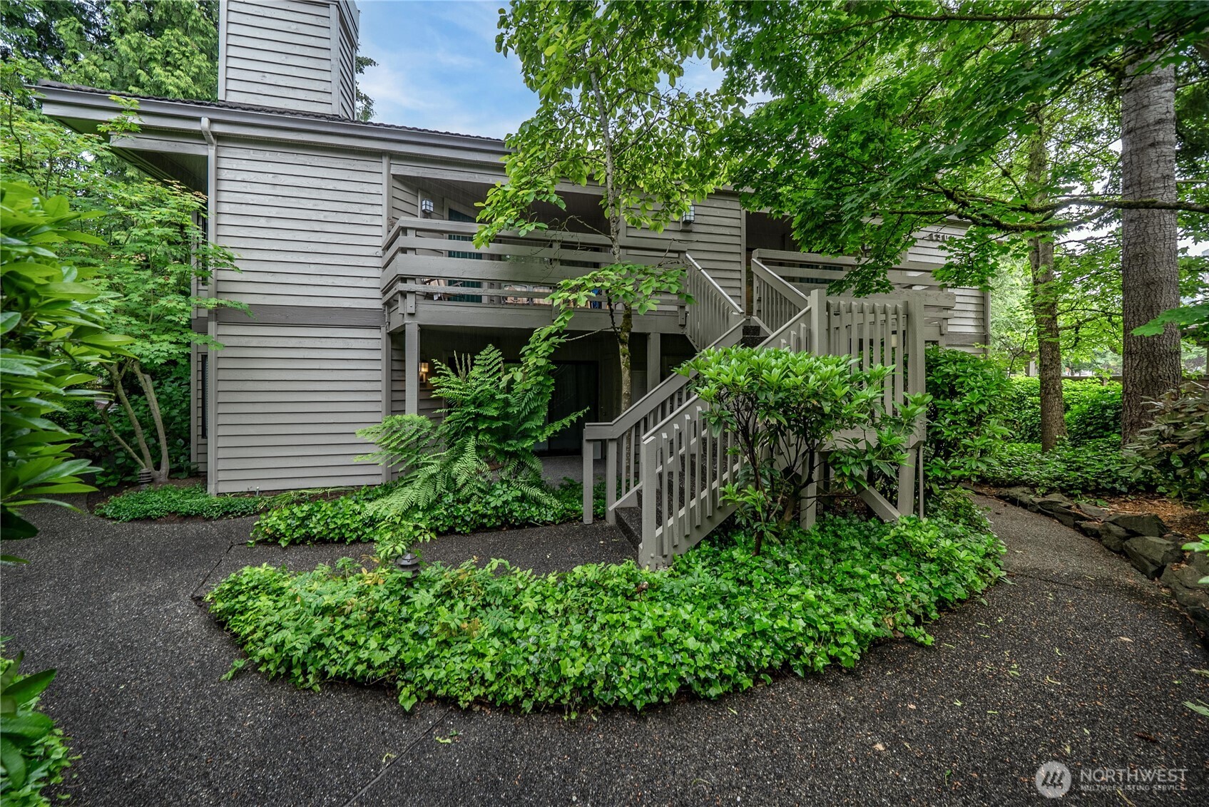 1300 Bellevue Way NE #2