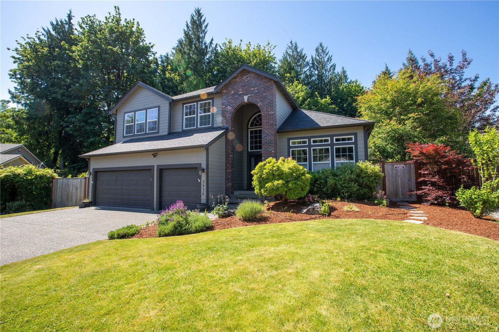 3626 Cedrona Court NW