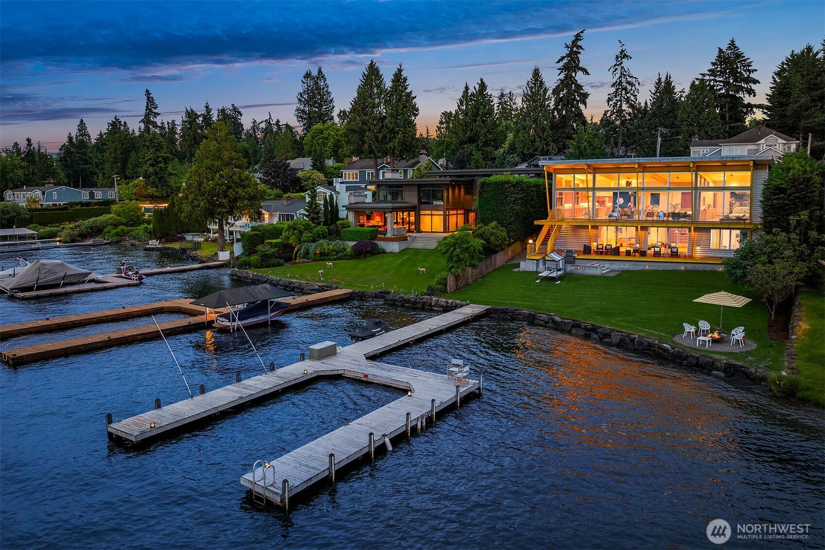 Mercer Island, WA 98040