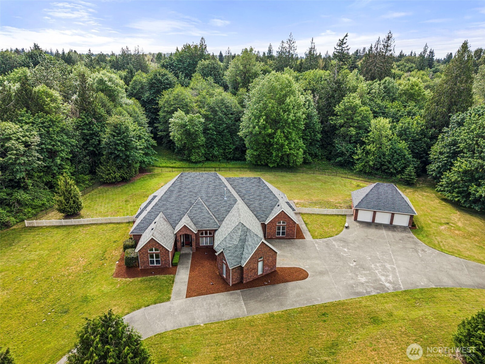 7841 Canterwood Drive SE