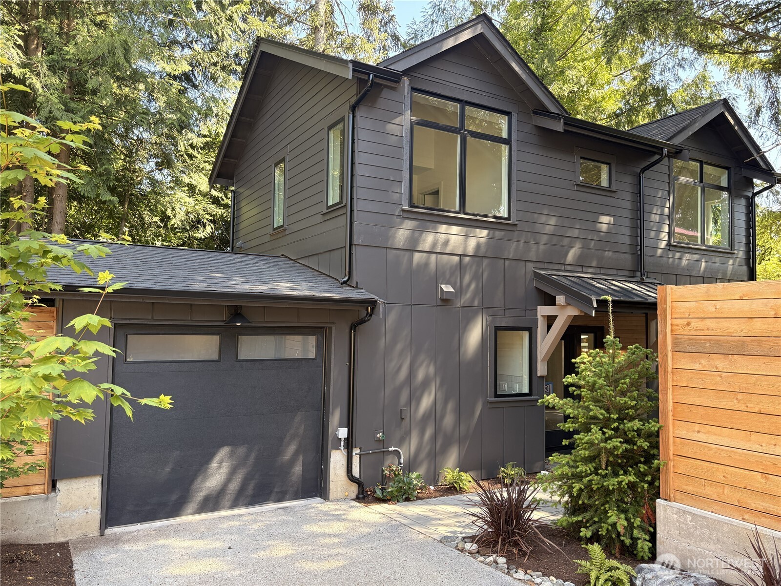 3024 NE 95th Street