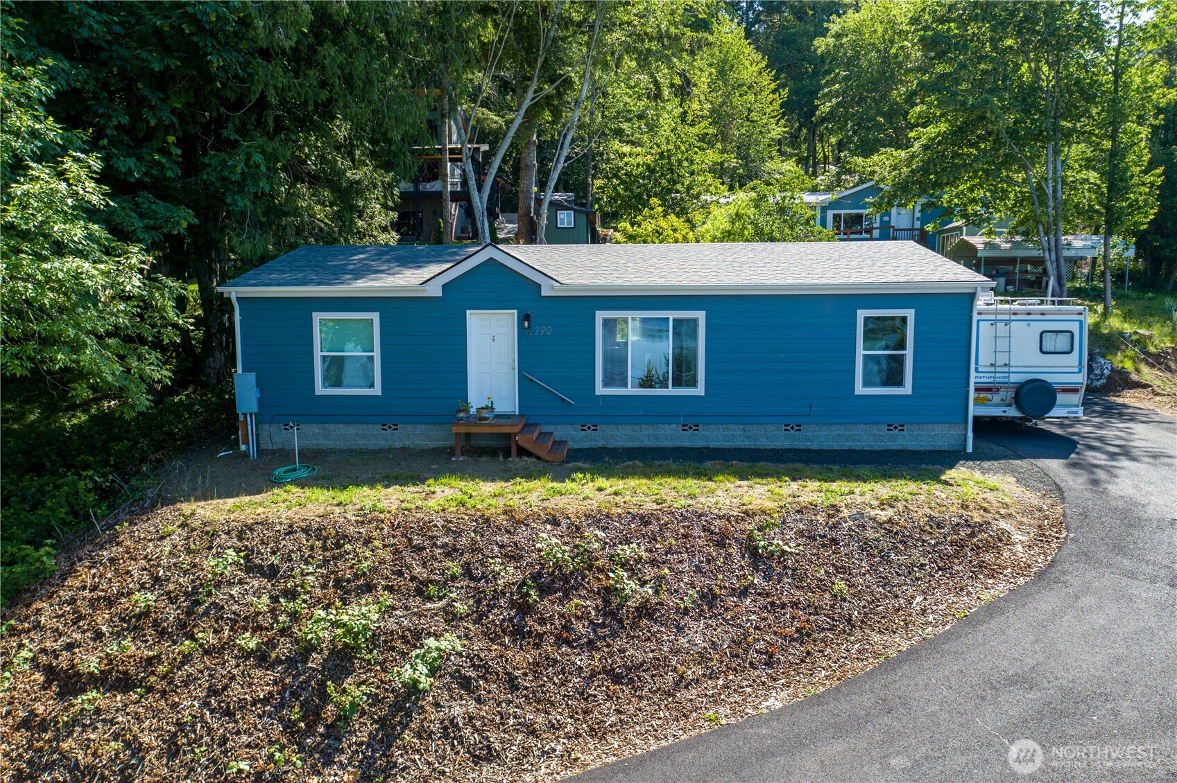 190 Midway Lane E