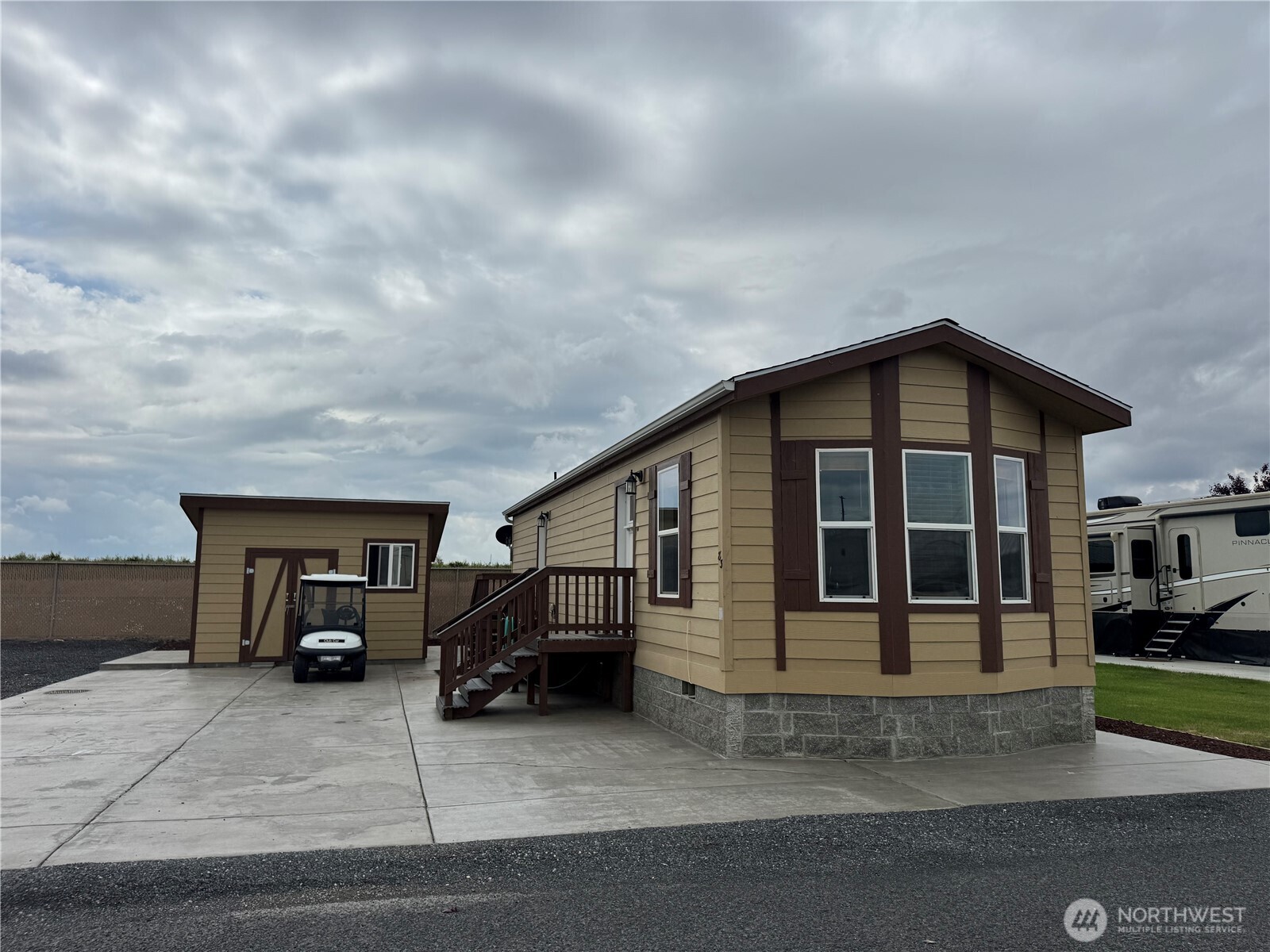 17693 Road 5 NW #83
