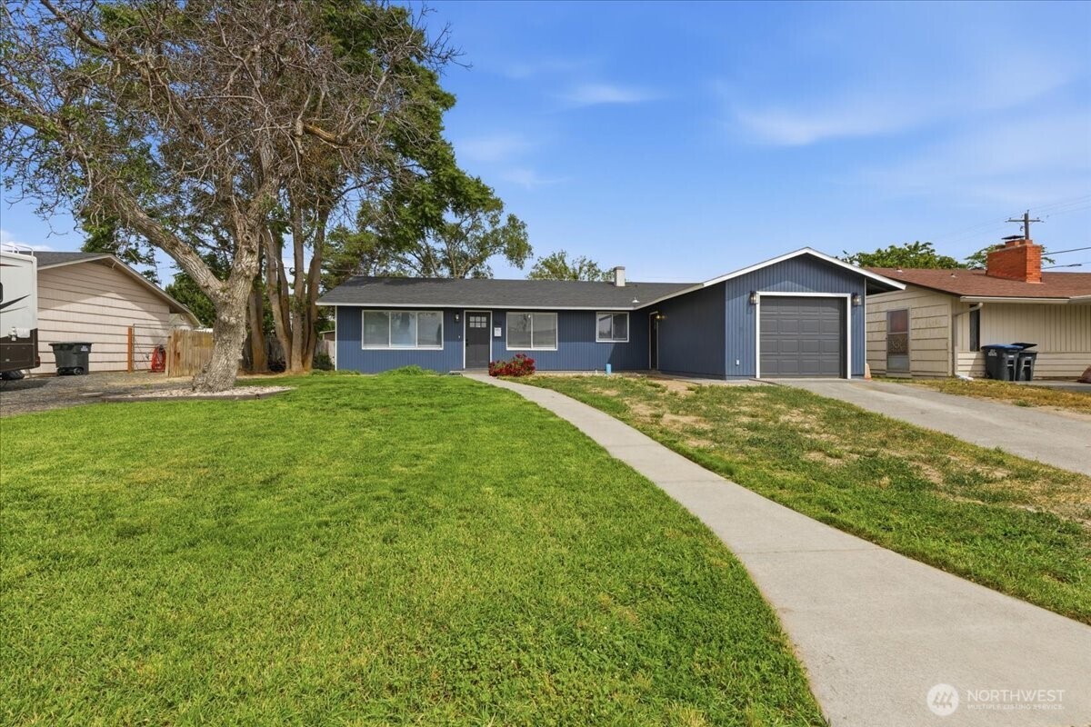 262 N Earl Road