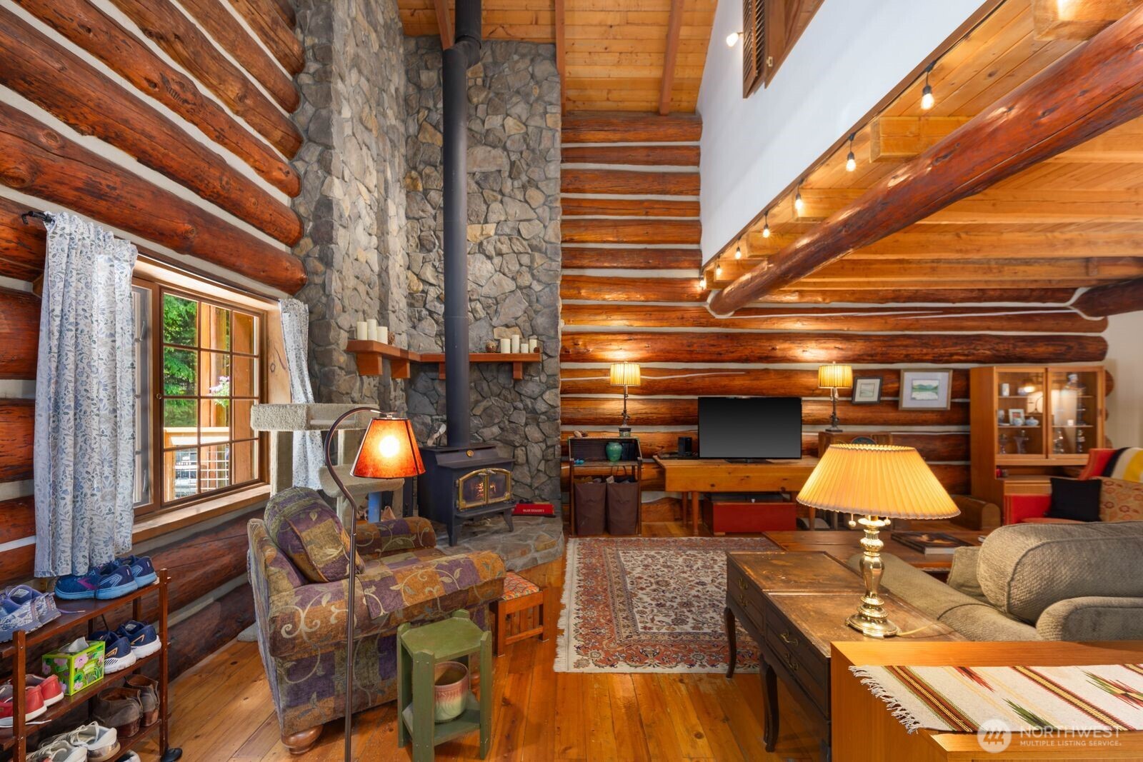 129 N Lake Roesiger Road