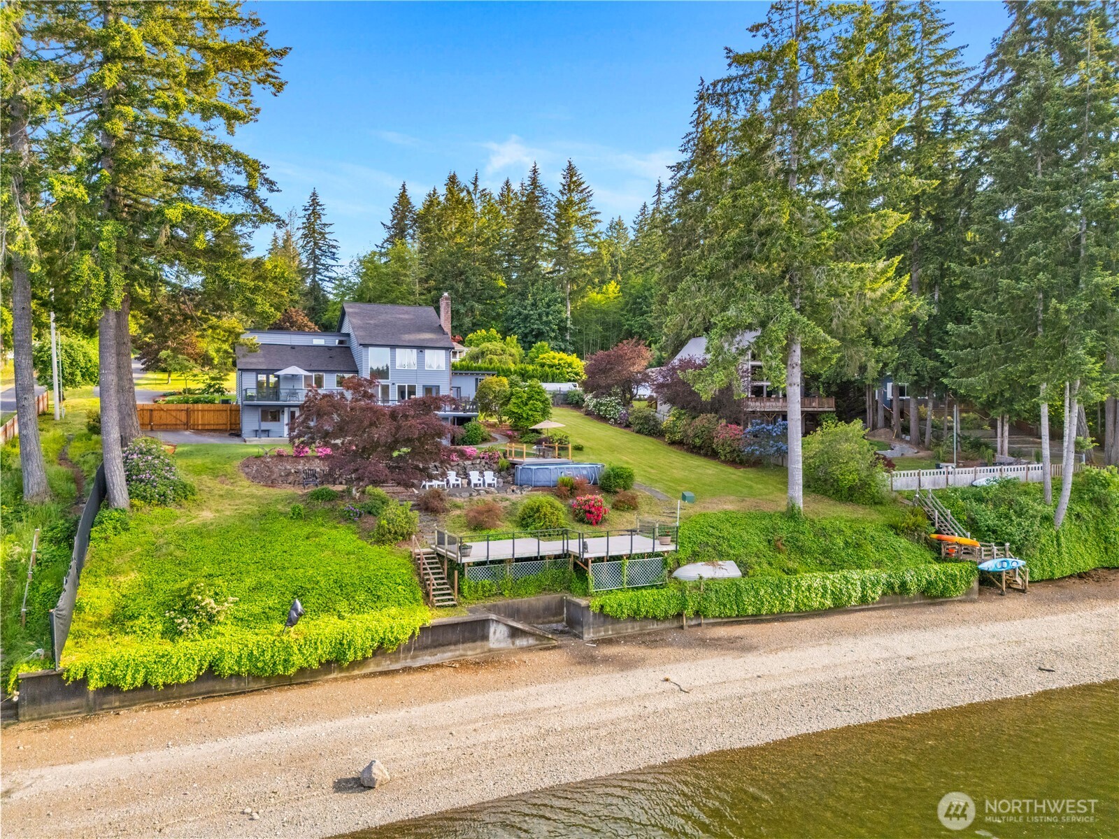 240 SE Mallard Beach Lane