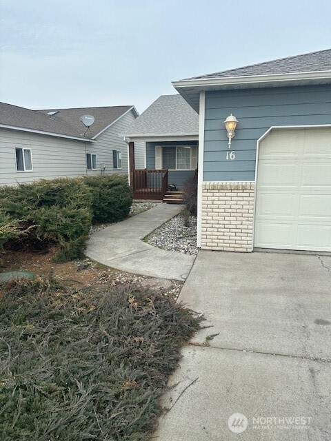 1300 W Marina Drive #16