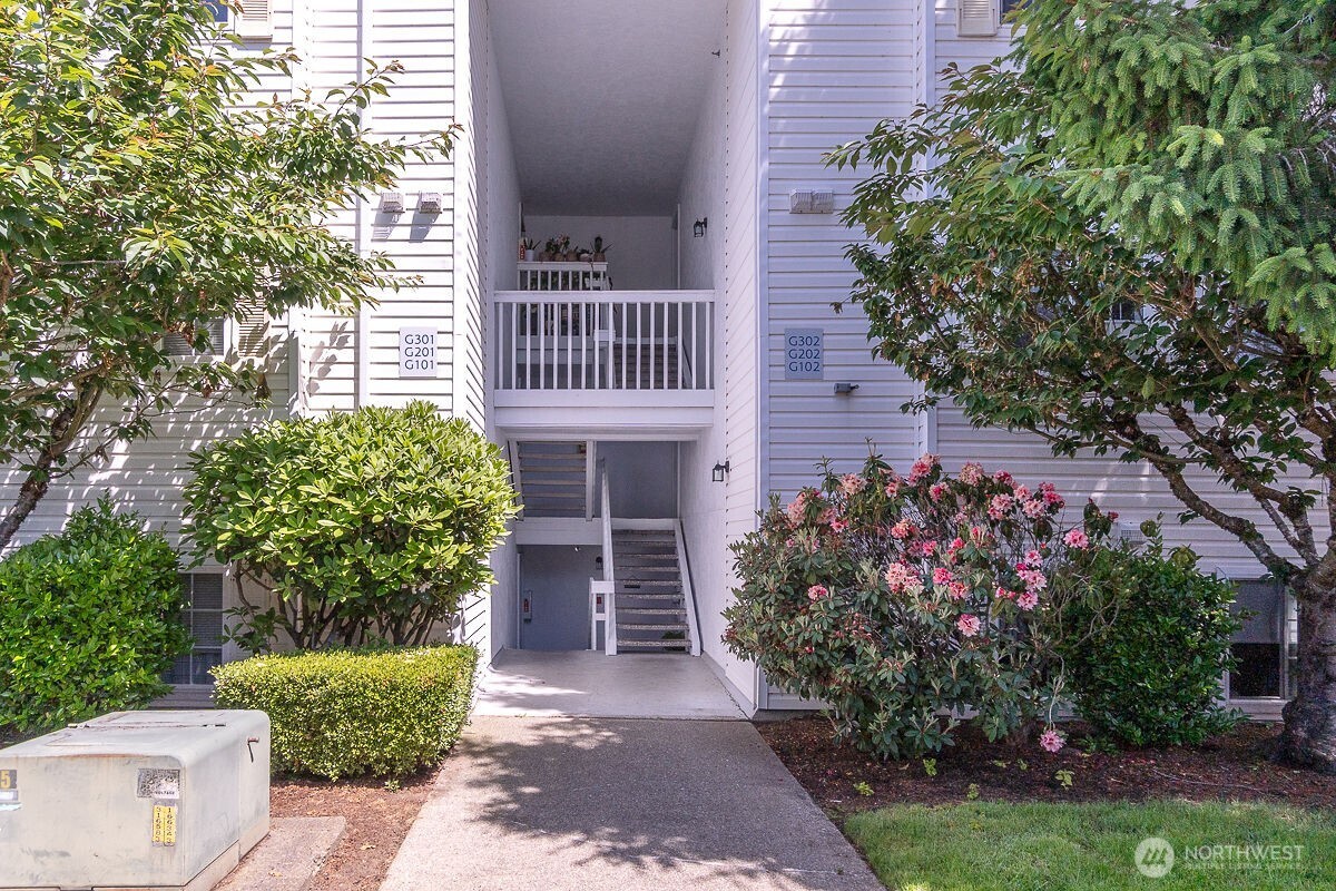 11002 SE Petrovitsky Road #G102