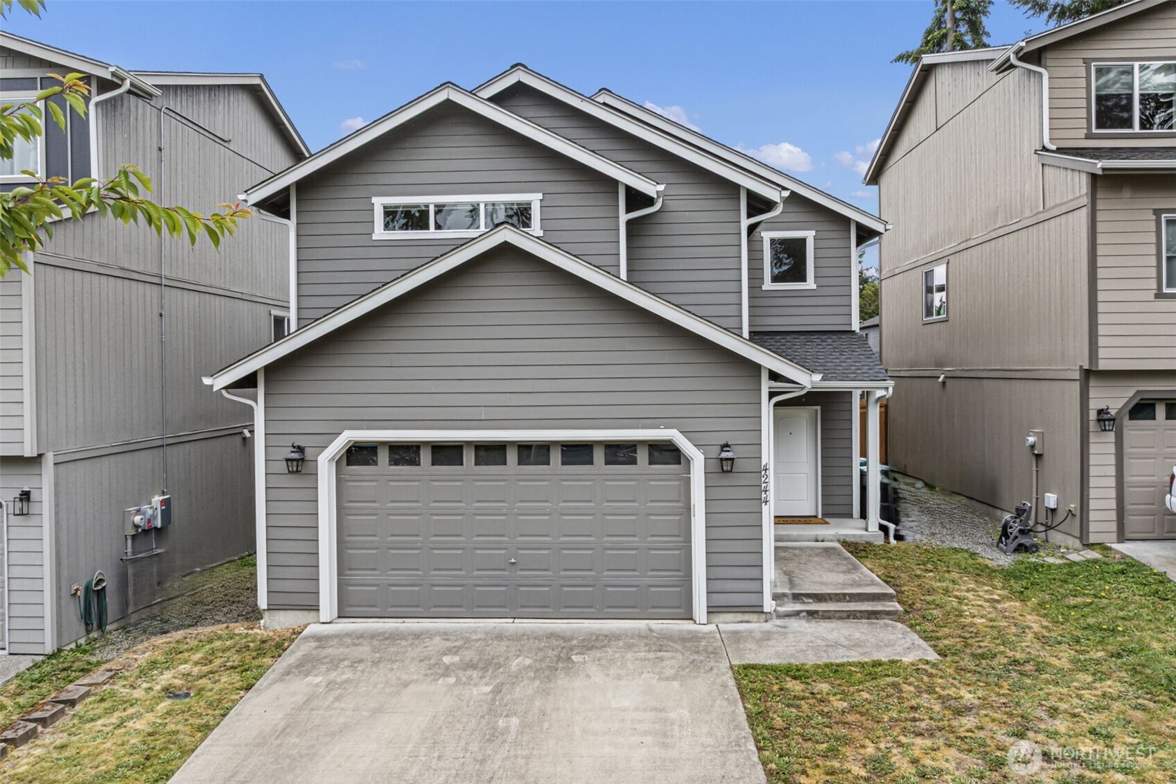 4244 SE Horsehead Way