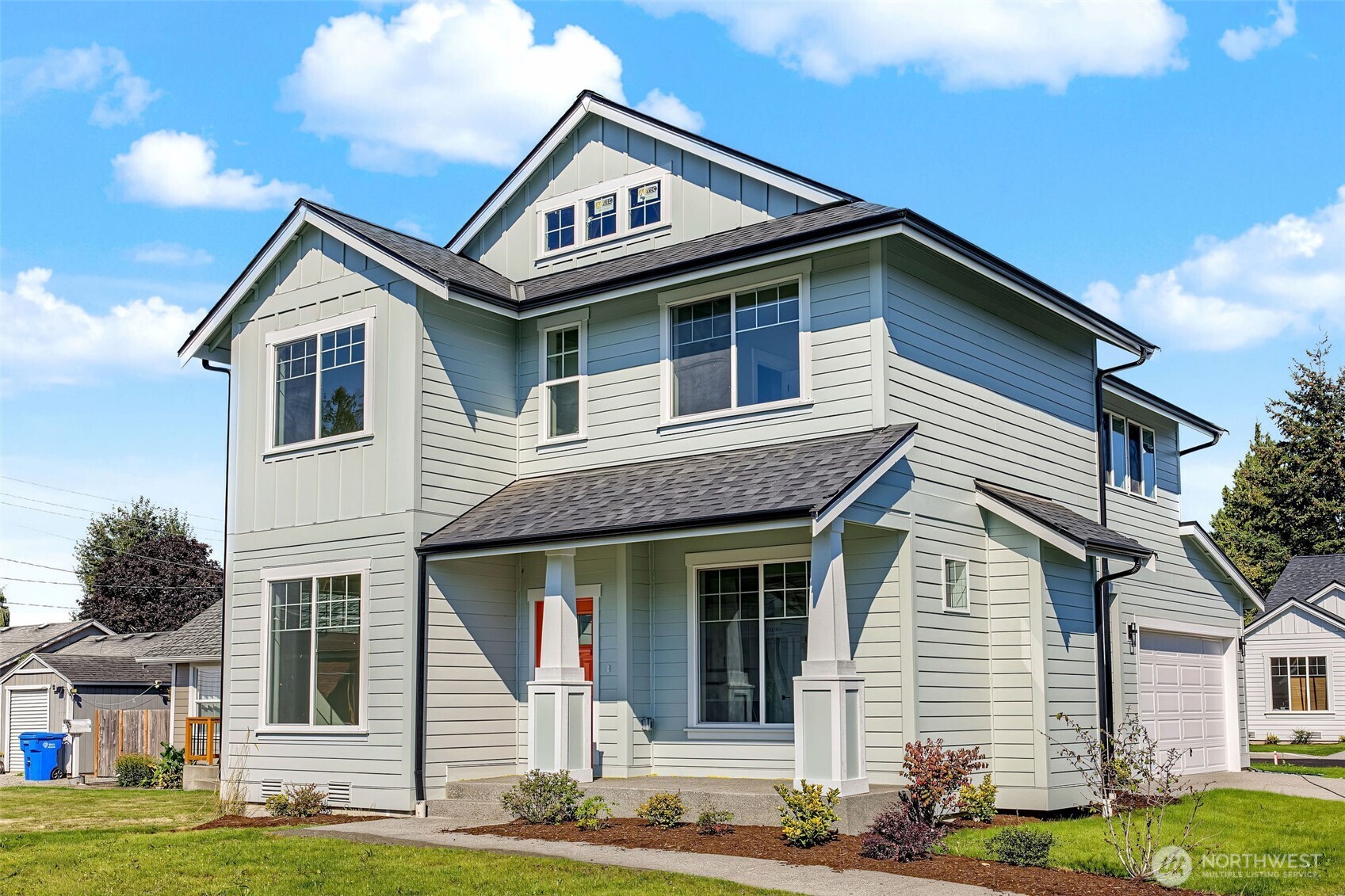 1101 W Pioneer