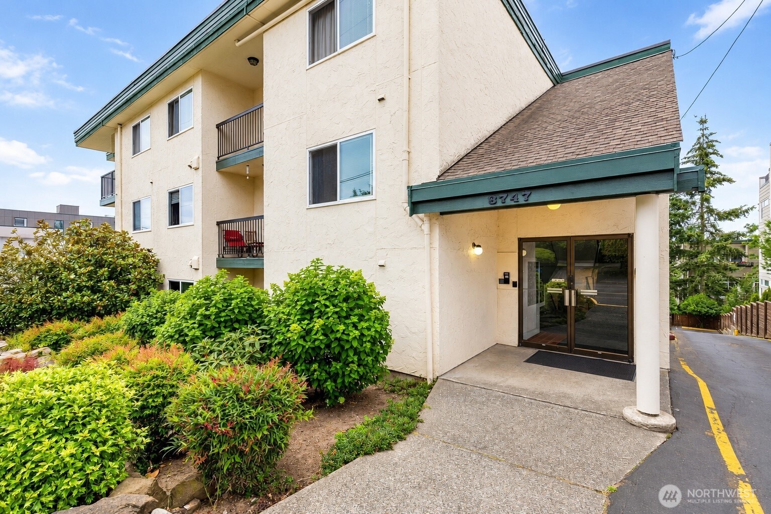 8747 Phinney Avenue N #7