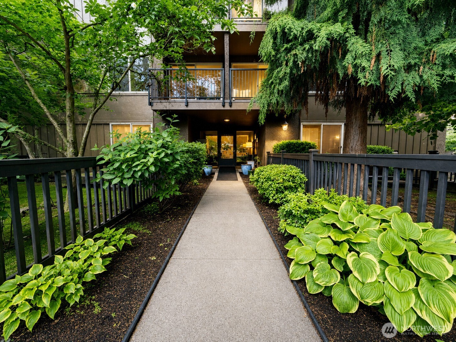731 Broadway E #301