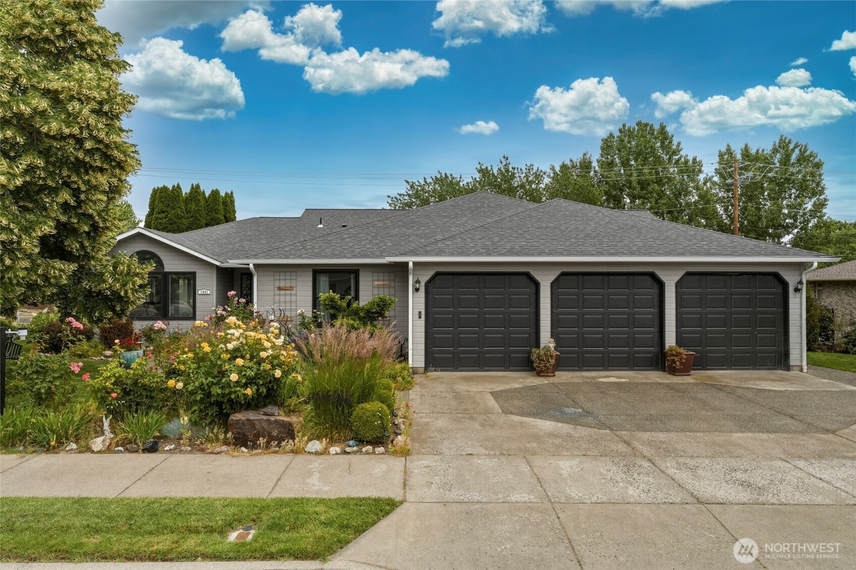 1001 Southview