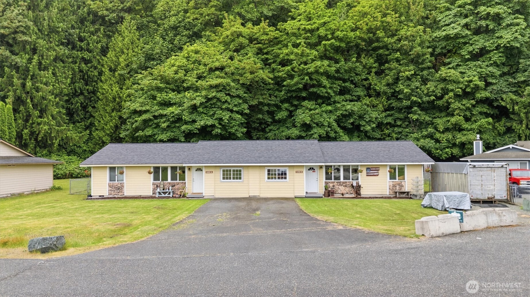 11040 N Skagit Street #A & B