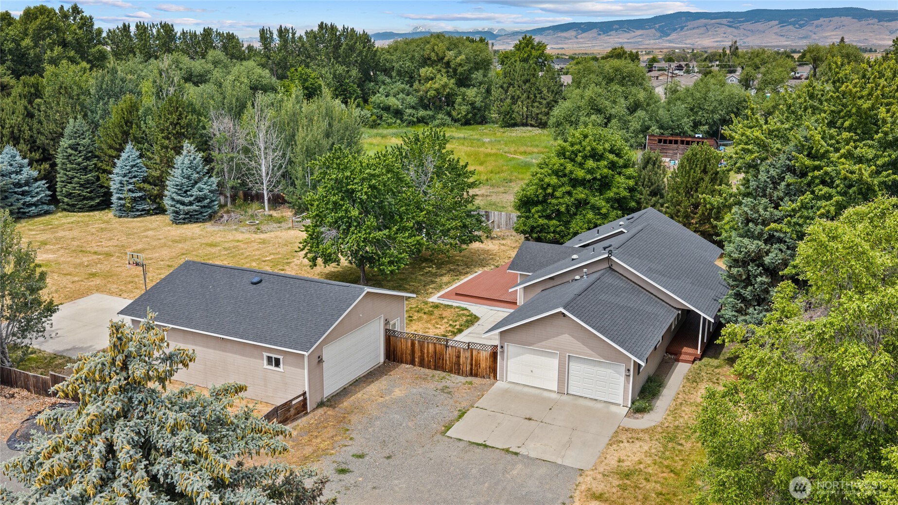 611 E Kyllo Road