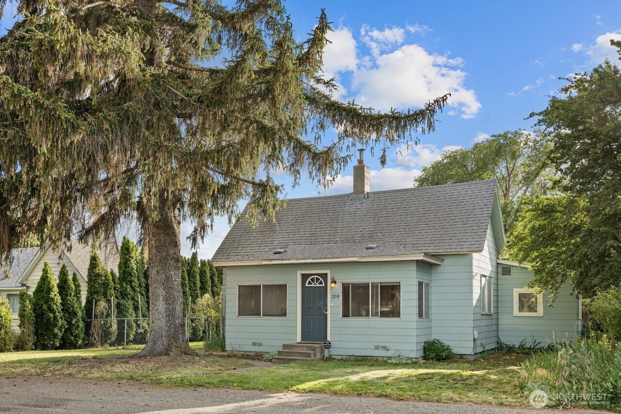 309 N Elliott Street