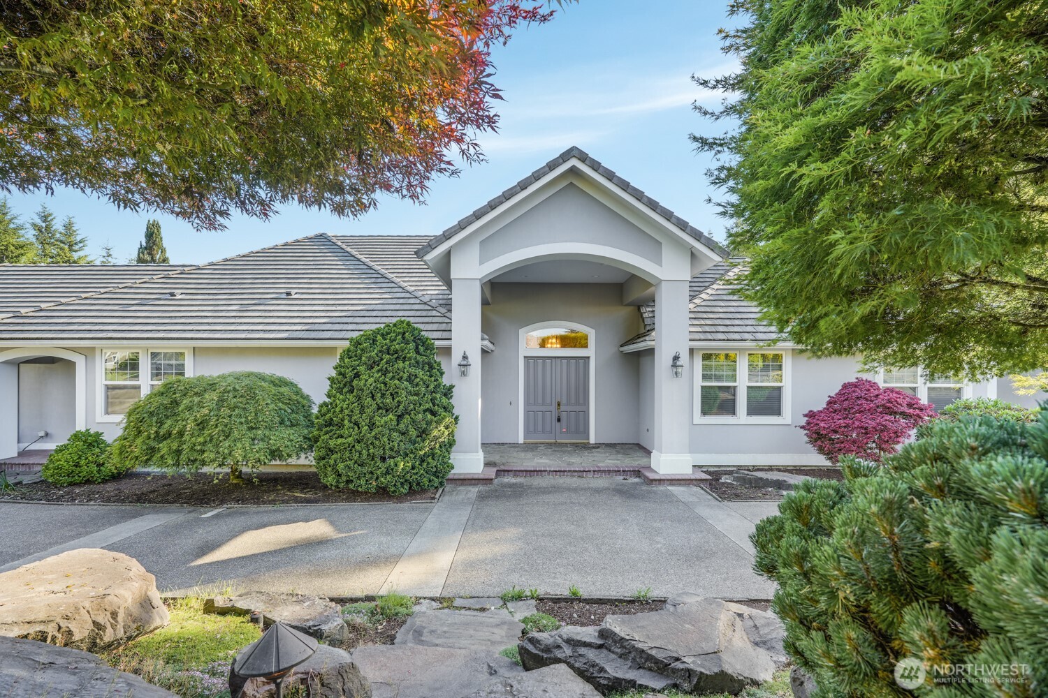 211 Alderwood Drive