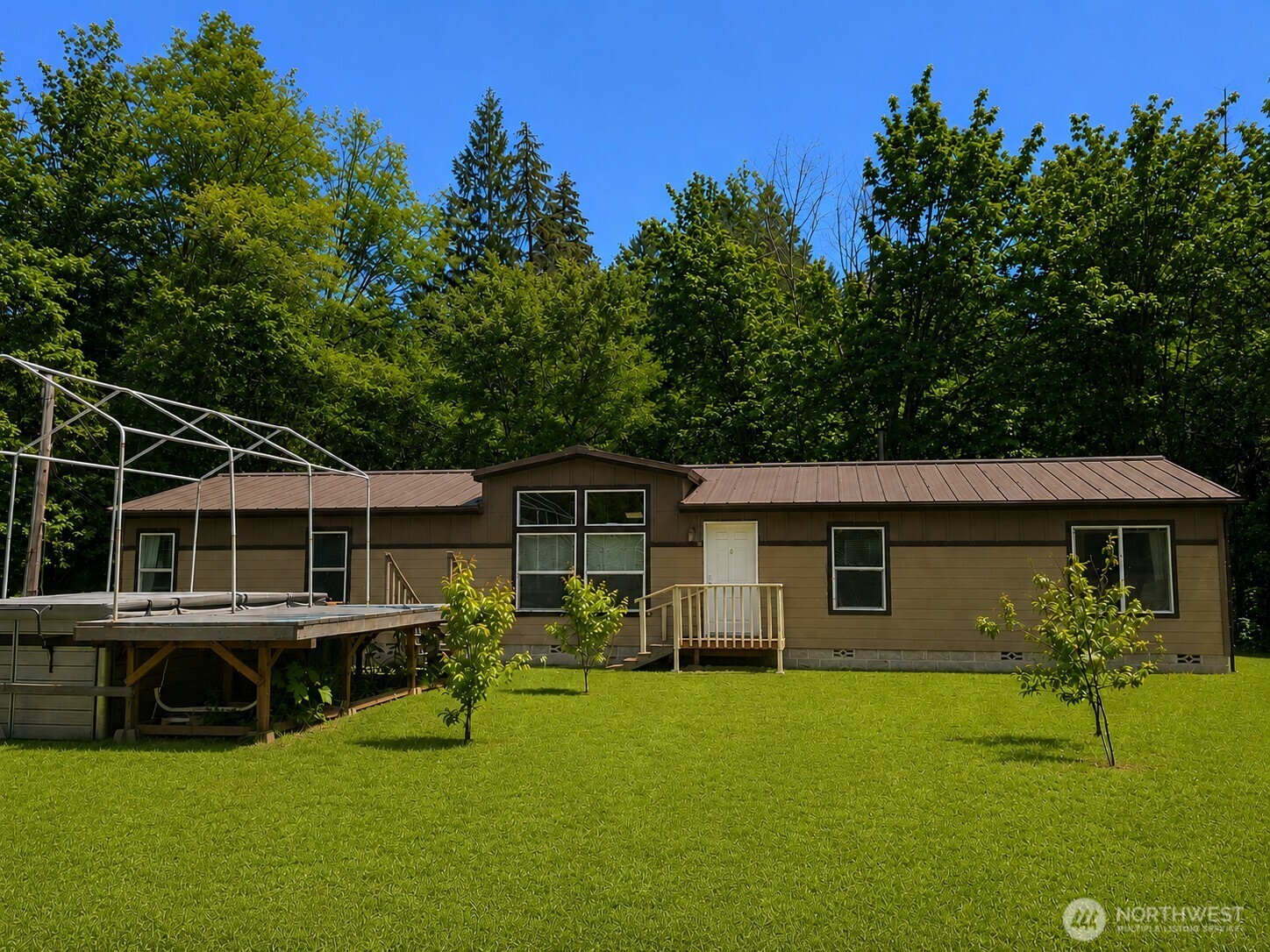 1611 E North Bay Road