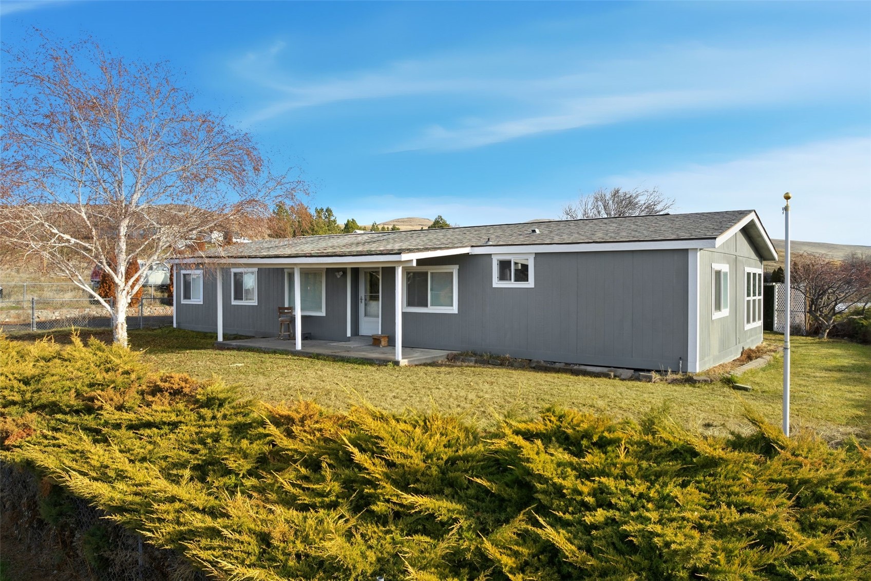 401 CLEMANS VIEW Road