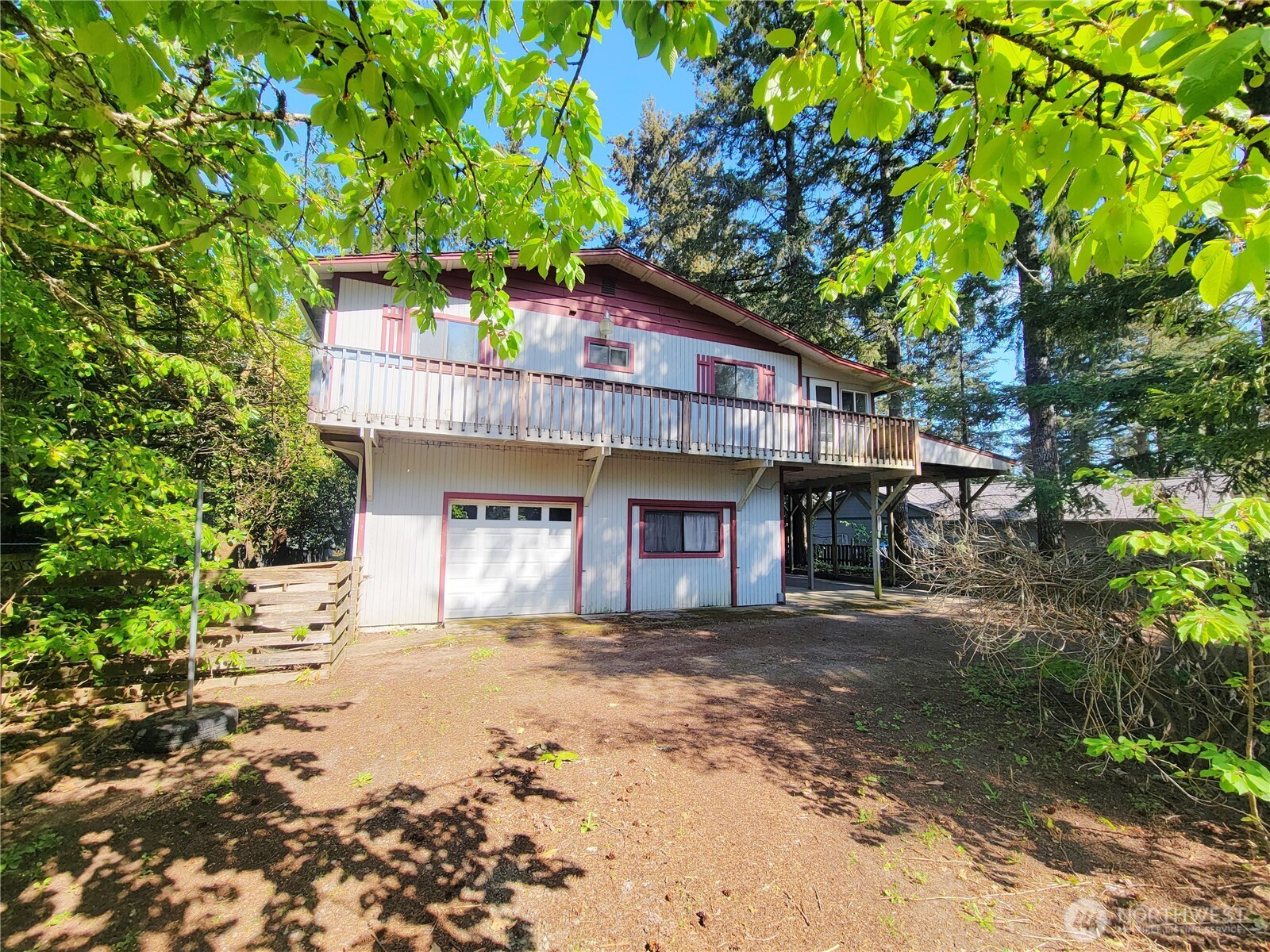 111 NE Briggadun Drive