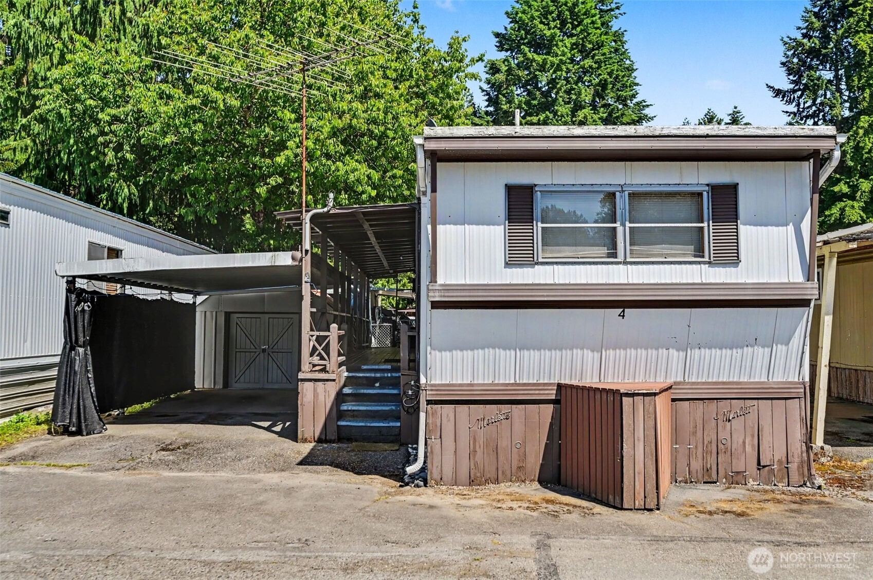 10515 Woodinville Drive #4