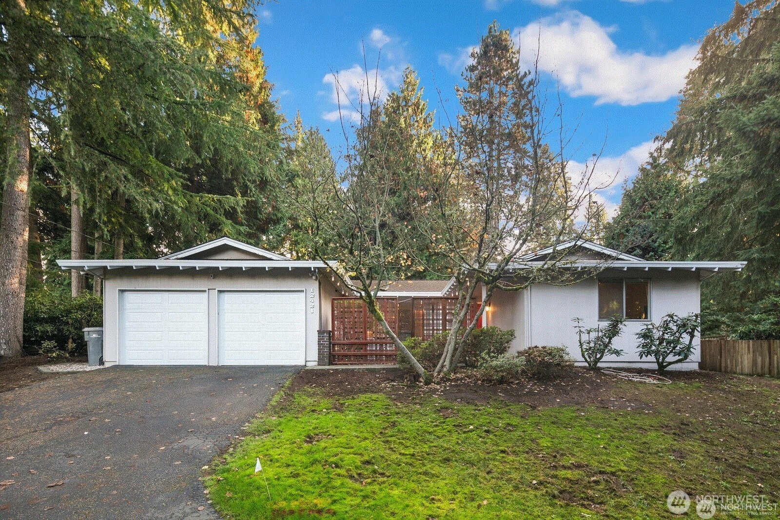 12421 NE 65th Place