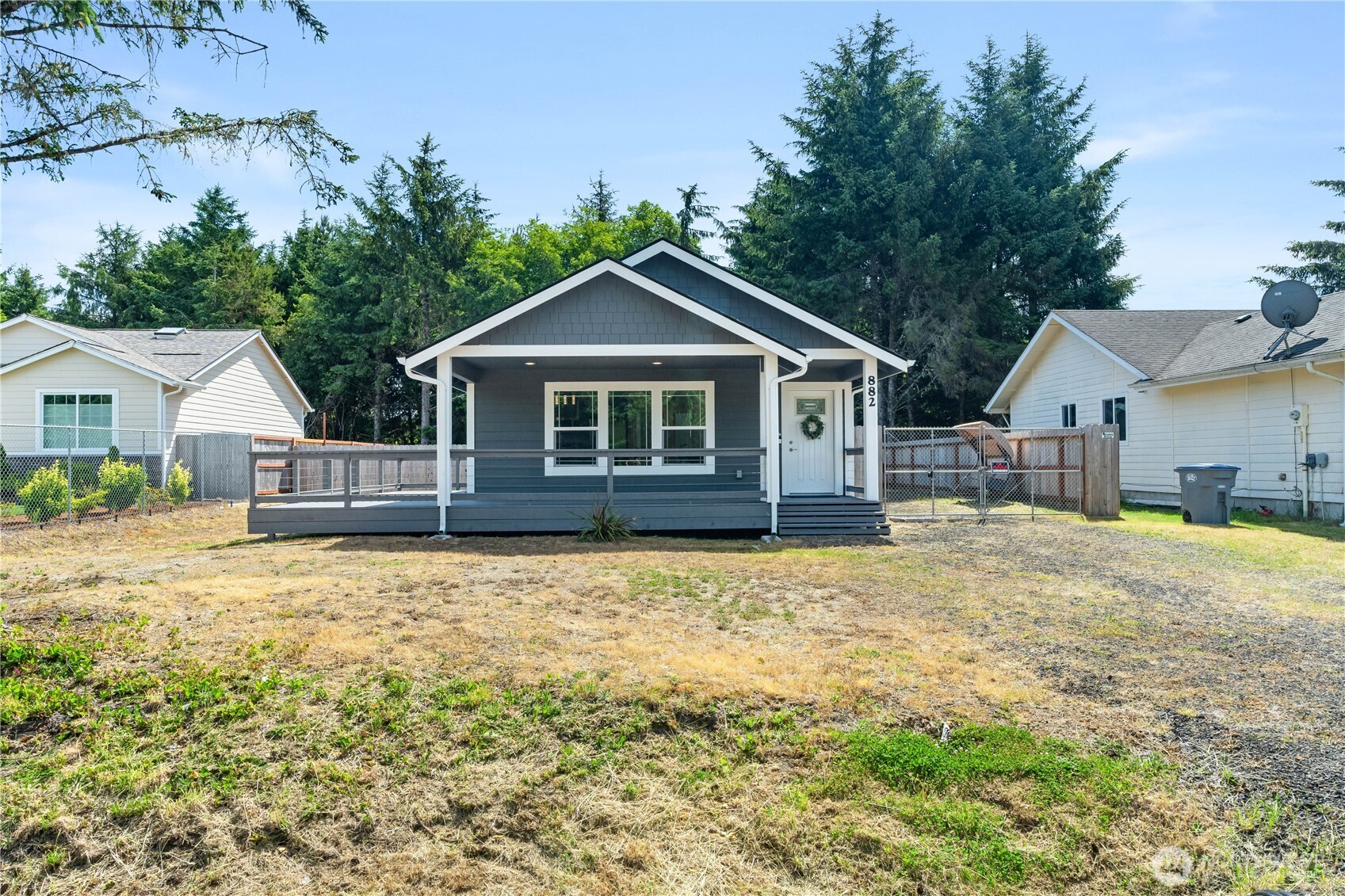 882 Vagabond Avenue SW