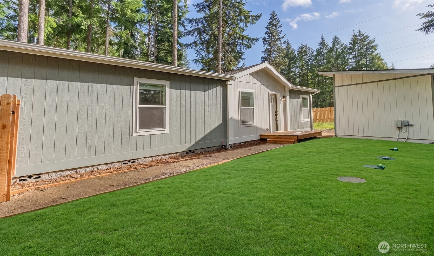 151 N Chinook N