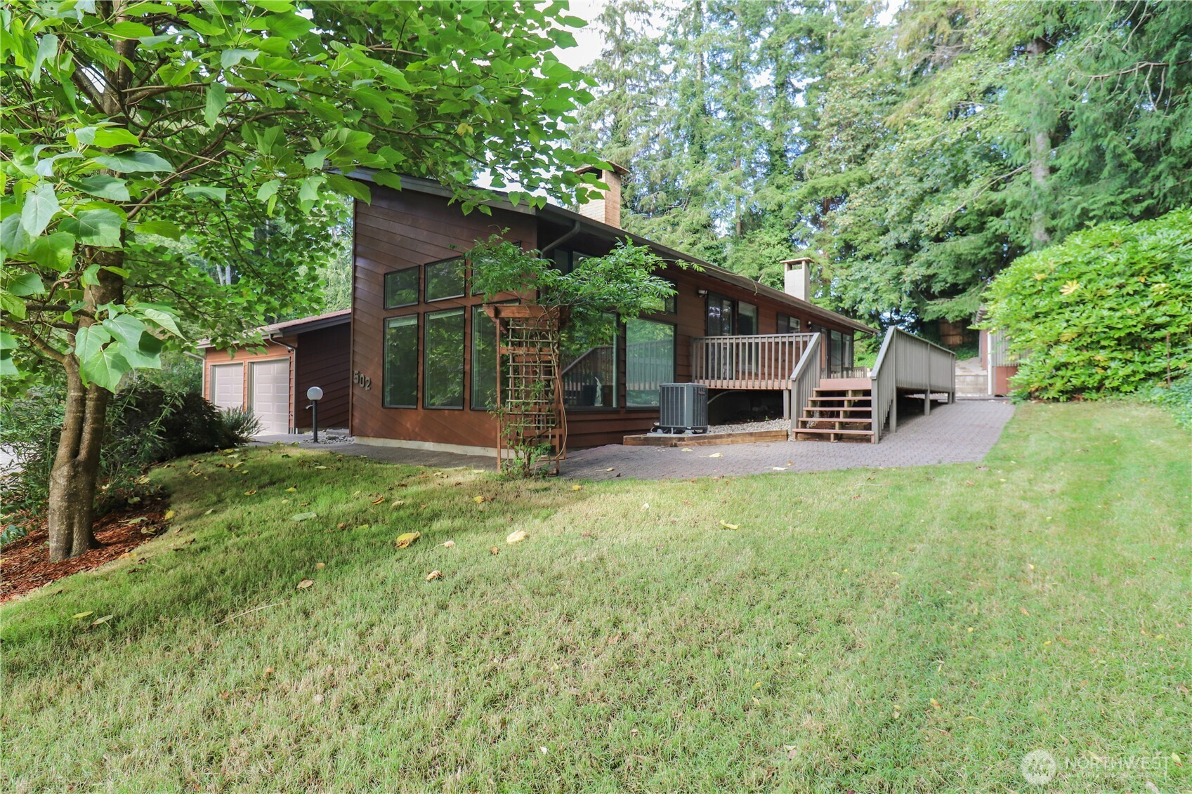 502 Val Vista Drive