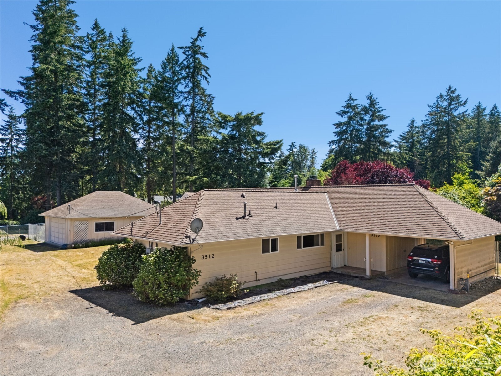 3512 SE Salmonberry Road