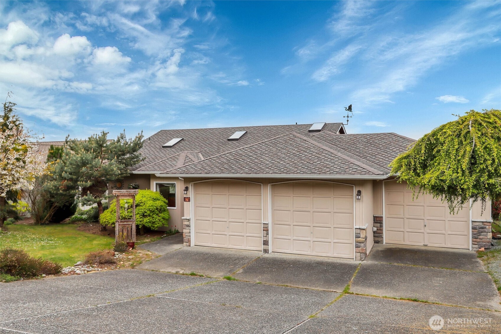 876 Rocky Point Drive