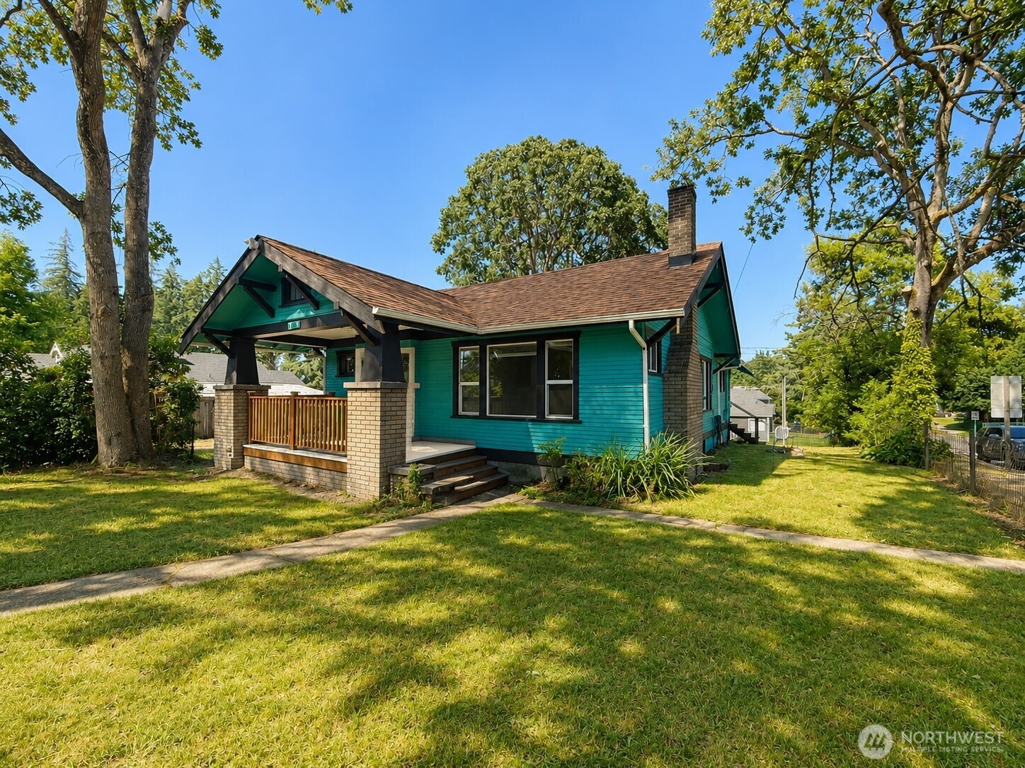 8601 8603 Maple Street SW