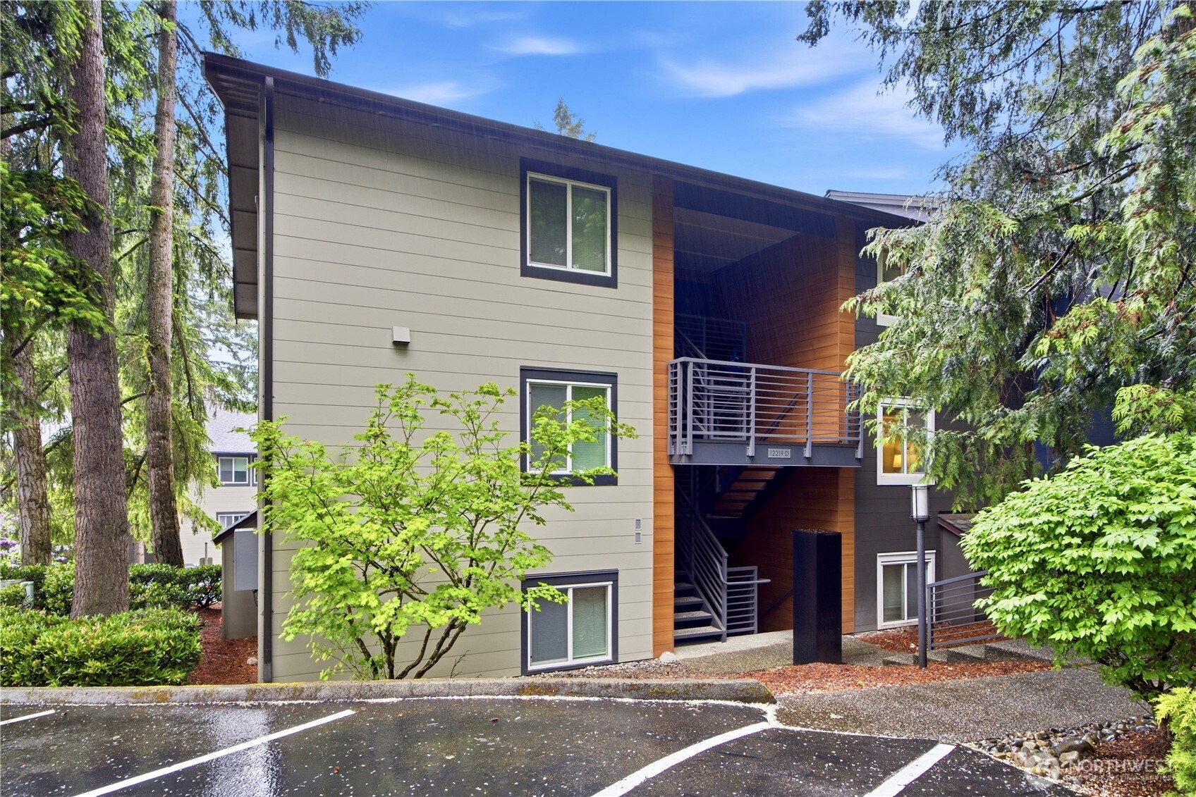 12219 NE Bel Red Road #D202