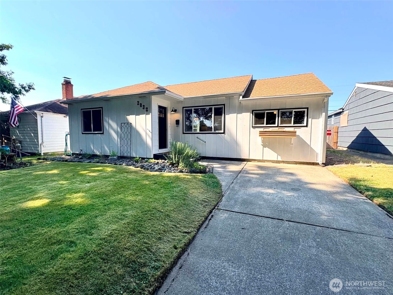 2832 Louisiana Street