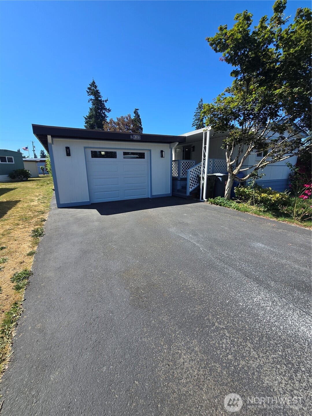 20710 9th Avenue E #16