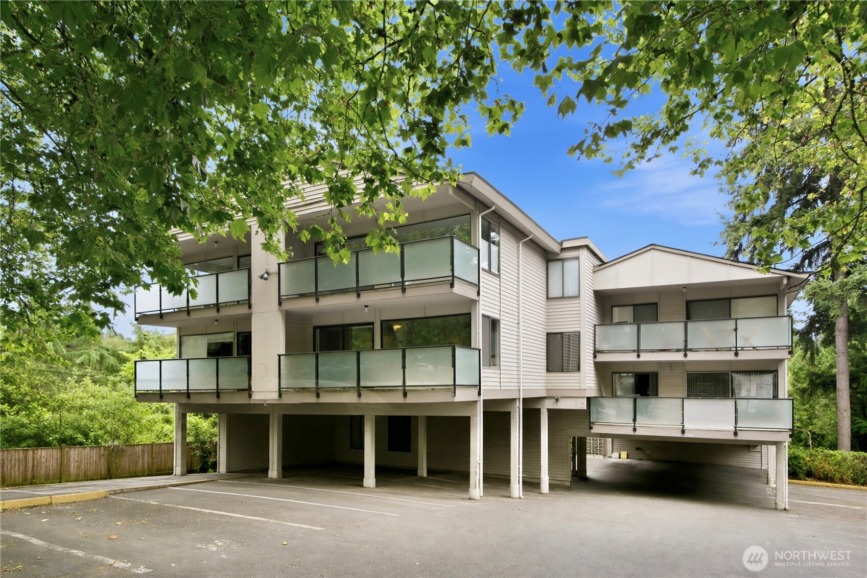 321 Bellevue Way SE #203