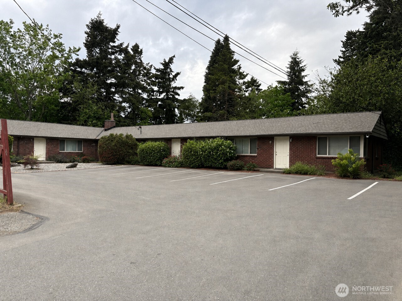 158 S 152nd Street