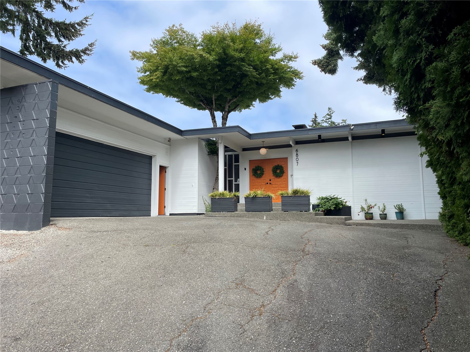 6807 44th Street Court W